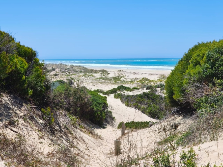 0 Bedroom Property for Sale in Paradise Beach Eastern Cape